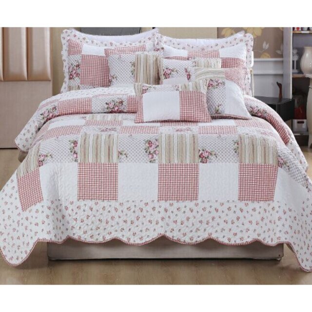 Vergas Polyester Patchwork Bedspread with Pillowcases Included
