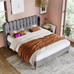 Upholstered Bed With Usb Linen