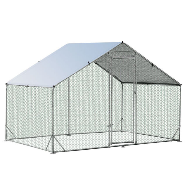 Amaron 64.55m² Chicken Coop