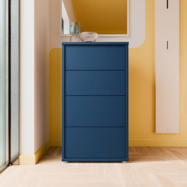 Modern minimalistic chest of drawers with 4 drawers, engineered wood, decor