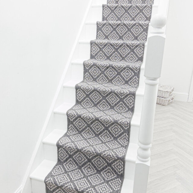 Olmec Grey Stair Runner â Reversible, Durable & Hardwearing Carpet for Stairs & Staircases, Multiple Lengths