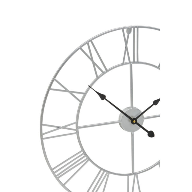 Ezzie Metal Wall Clock