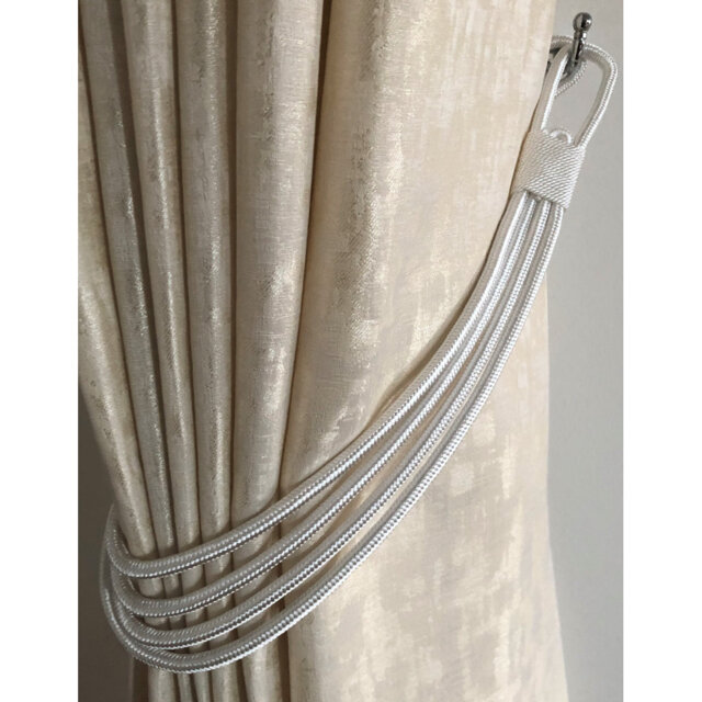 Lily Single Rope Curtain Tieback