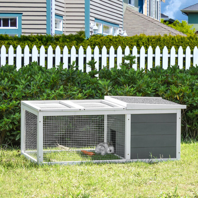 Cornejo Weather Resistant Rabbit Hutch