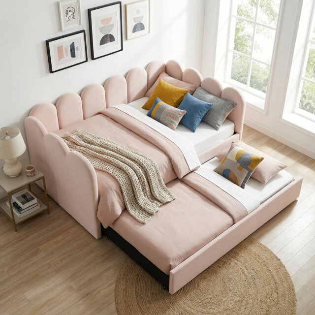 Upholstered Daybed with Trundle