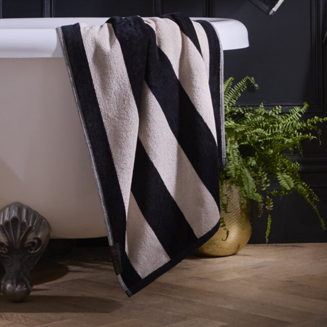 Laurence Llewelyn-Bowen Festivo Stripe Towel Black