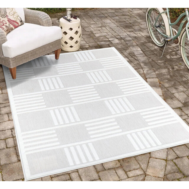 Vanissea Machine Woven Cream Indoor / Outdoor Rug