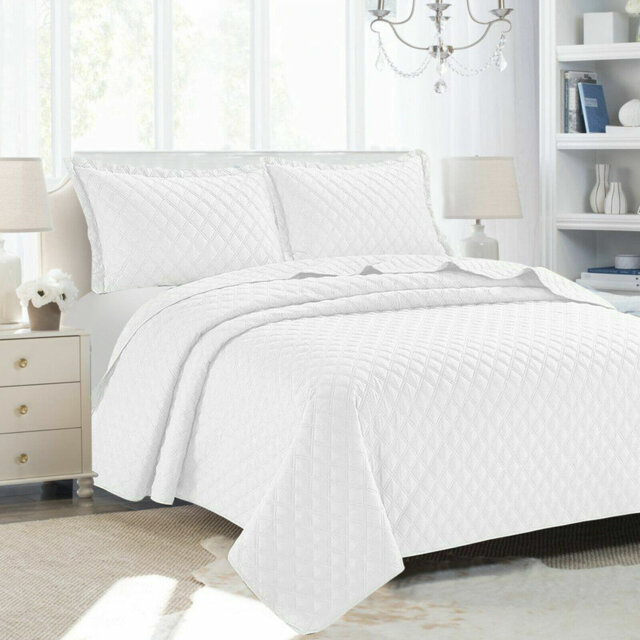 Polyester Solid Colour Bedspread with Pillow Shams Included