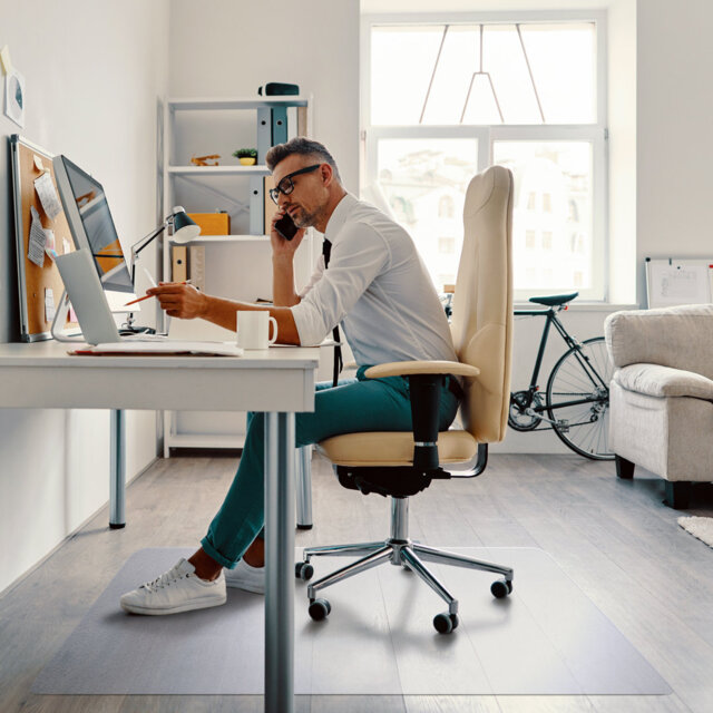 Valuemat Clear Office Chair Mat for Hard Floors - Anti-Curl, Anti-Slip Floor Protector - 90 × 120 cm