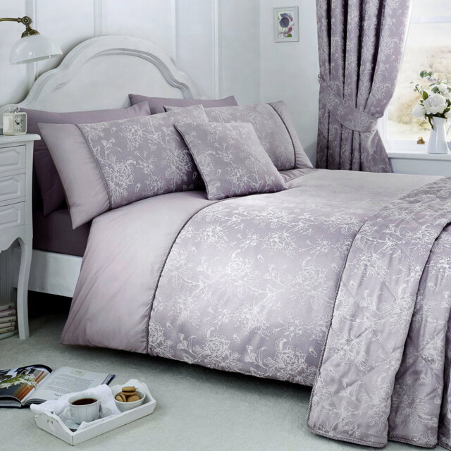 Khaleesi Bedspread