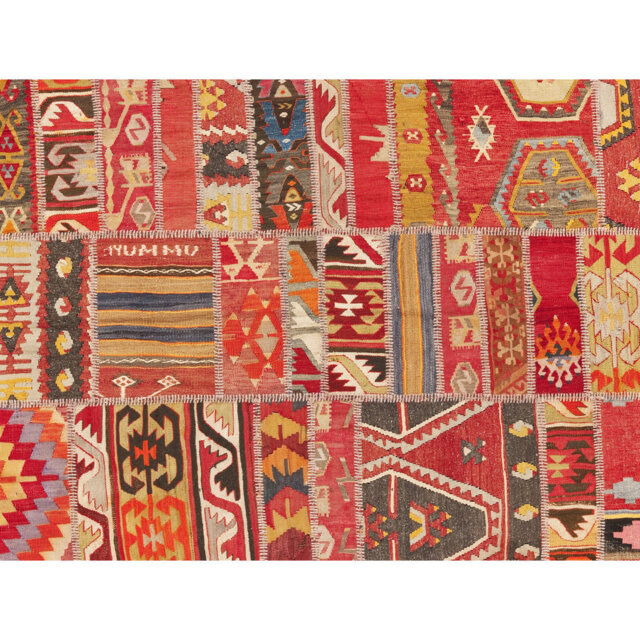 Adryen Moroccan Vinyl Machine Printed Area Rug