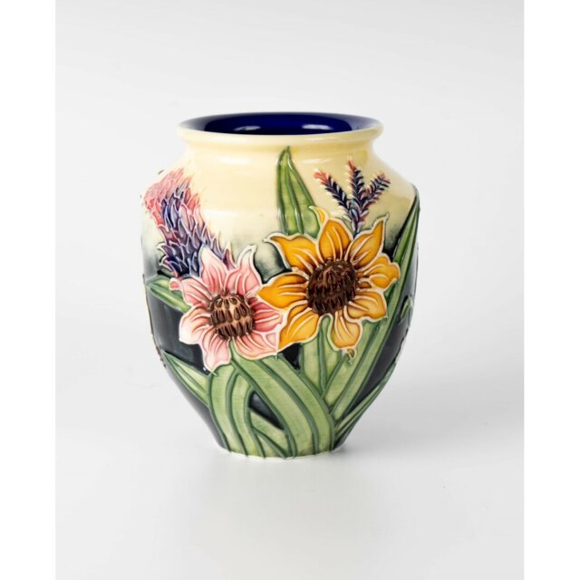 Old Tupton Ware Summer Bouquet Linnea Table Vase