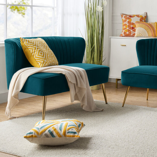 Monica 119cm W Modern 2 Seater Velvet Sofa