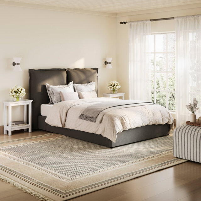 SUNDAY UPHOLSTERED BED