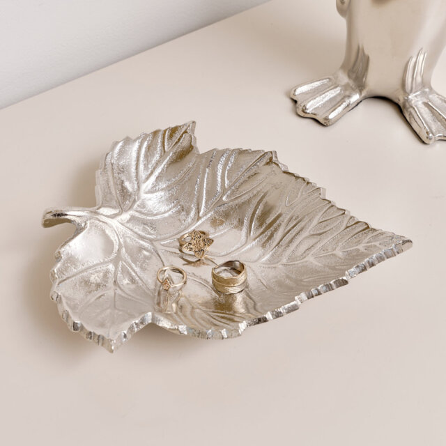 Shiny Leaf Trinket Tray Dish