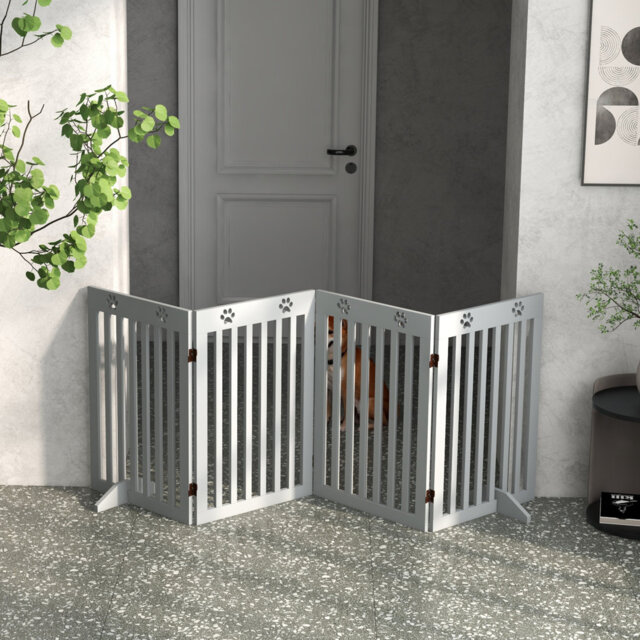 Medium Density Fiberboard (MDF) Free Standing Pet Gate