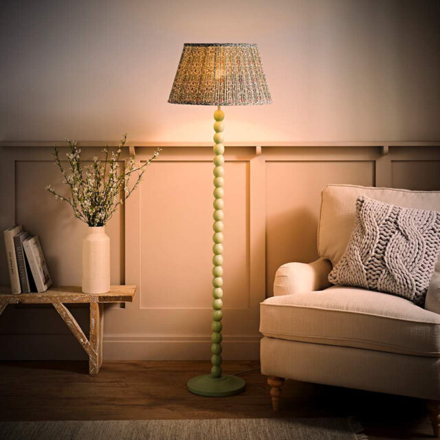 Accardi 150cm Matte Traditional Floor Lamp