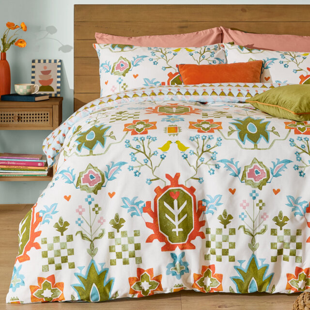 Dilara Geometric Duvet Cover Set with Pillowcases Included