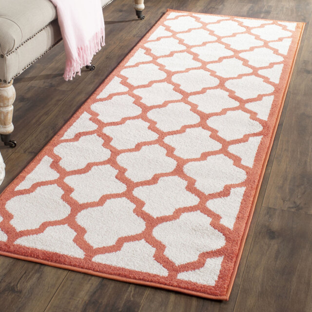 Maribel Hooked Beige/Orange Rug