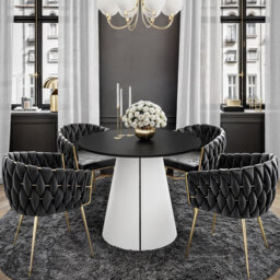 Extendable Dining Table