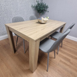 Liya 4 - Person Dining Set