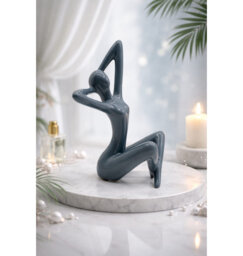 Figurines & Sculptures