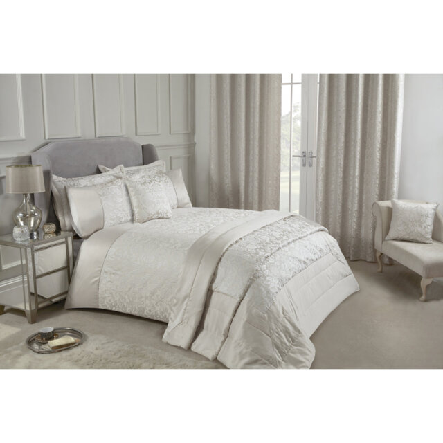 Eden Polyester Floral Bedspread