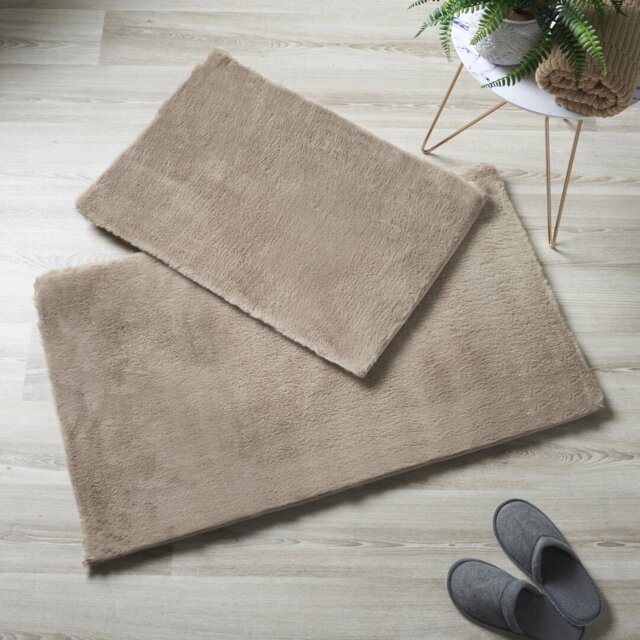 Rosenda Faux Fur Non-slip Bath Mat