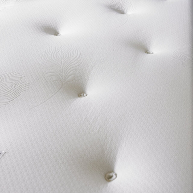 Asia Upholstered UK King - DE 150 X 200 Cm Bed with Mattress