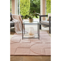 Carabeo Geometric Handmade Handwoven Pink Area Rug