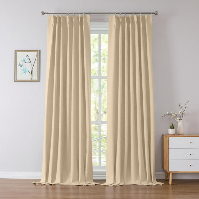 100% Polyester Room Darkening Pencil Pleated Blackout Curtain & Drapes