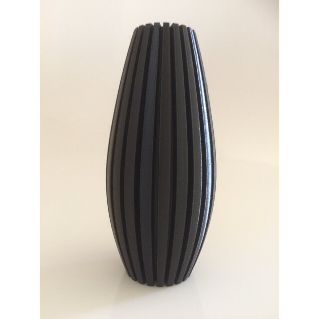 Large Vertical Vase 4b