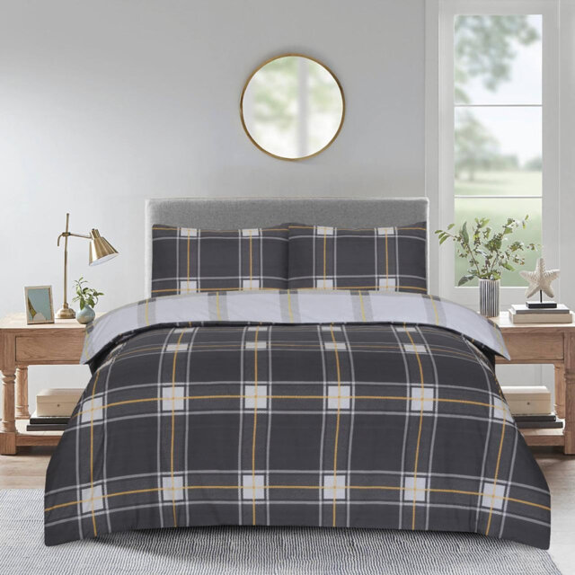 Complete Bedding Set Cotton Rich Checkered Duvet Cover, Fitted Sheet & Pillowcases Soft, Breathable & Wrinkle-Resistant