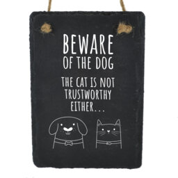 Heenan Beware Of The Dog Slate Plaque Wall Décor