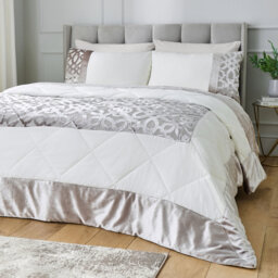 Lattice Cut Velvet 220x230cm Blanket Bedspread