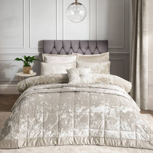 Crushed Velvet Bedspread
