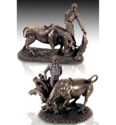 Kentish People Figurines & Sculptures