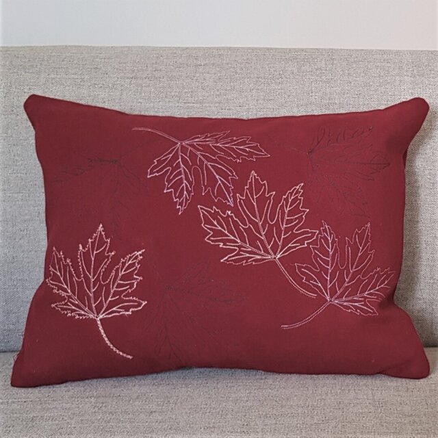 Lettunich Maple Leaves Cotton Cushion with Filling