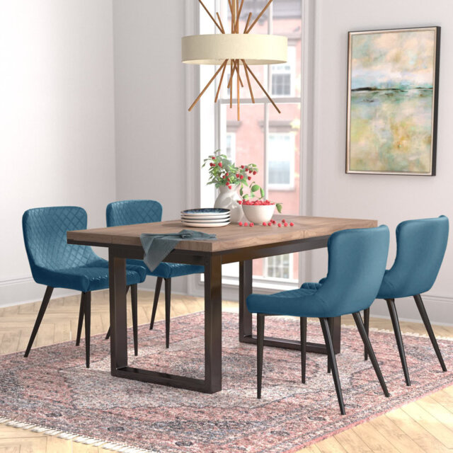 Faysal 4 - Person Extendable Dining Set