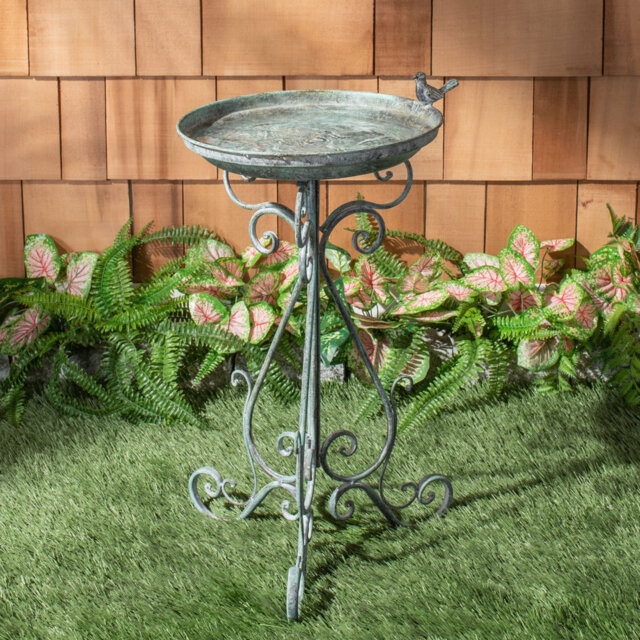 Ashlan Bird Bath