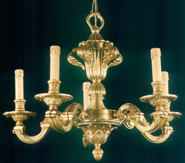 Despres 5 - Light Candle Style Chandelier