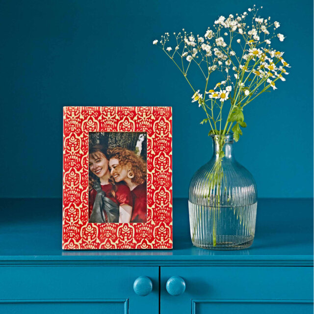 Vidya Red Patterned Photo Frame