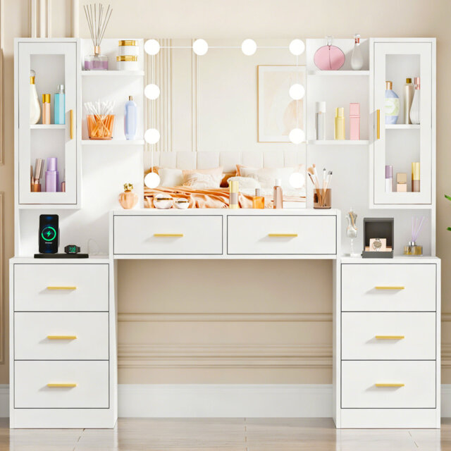 Dressing Table with Mirror