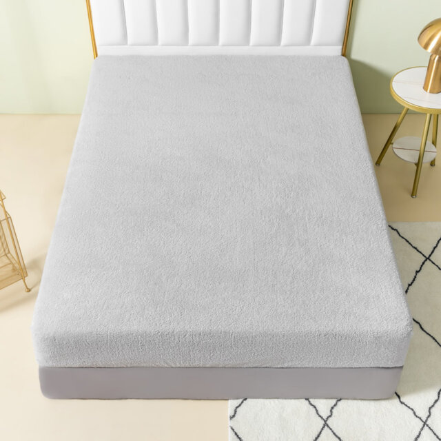 Teddy Fleece Fitted Sheet