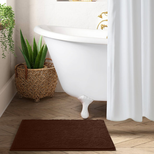 Soft Chenille Microfiber Non-Slip Bath Mat - Ultra Absorbent Machine Washable Bathroom Rug for Shower, Bath & Ensuite