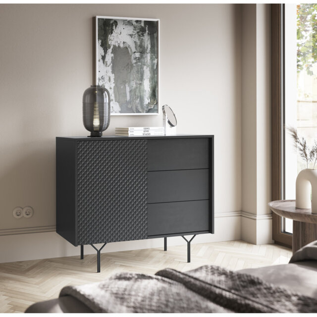 Hebbville 3 - Drawer Chest of Drawers