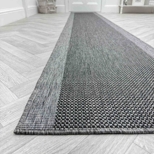 Vichy Midnight Indoor/Outdoor Hallway Runner Rug – Durable, Reversible & Hardwearing Carpet for Home or Garden