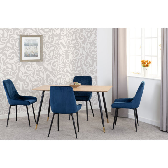 Aathyn 4 - Person Dining Set