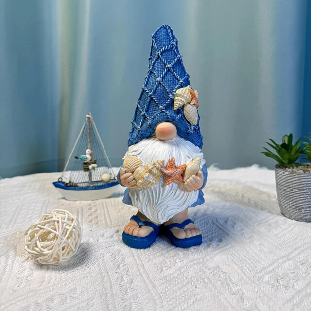 "3.5""×3.5""×8.6"" Nautical Beach Gnome Statue Holding Seashells, Ocean Themed Outdoor Garden Decor"