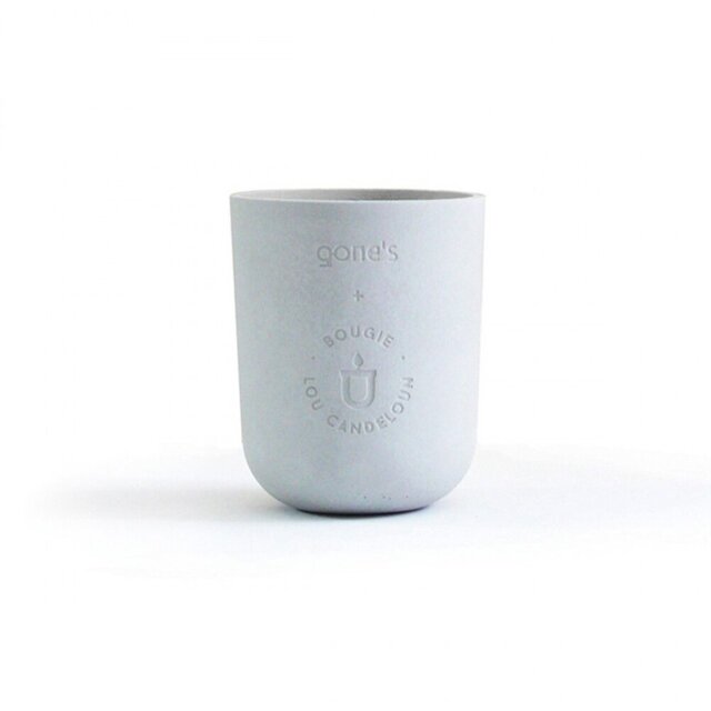 VANILLA TOBACCO LEATHER Scented Jar Candle with Concrete Holder